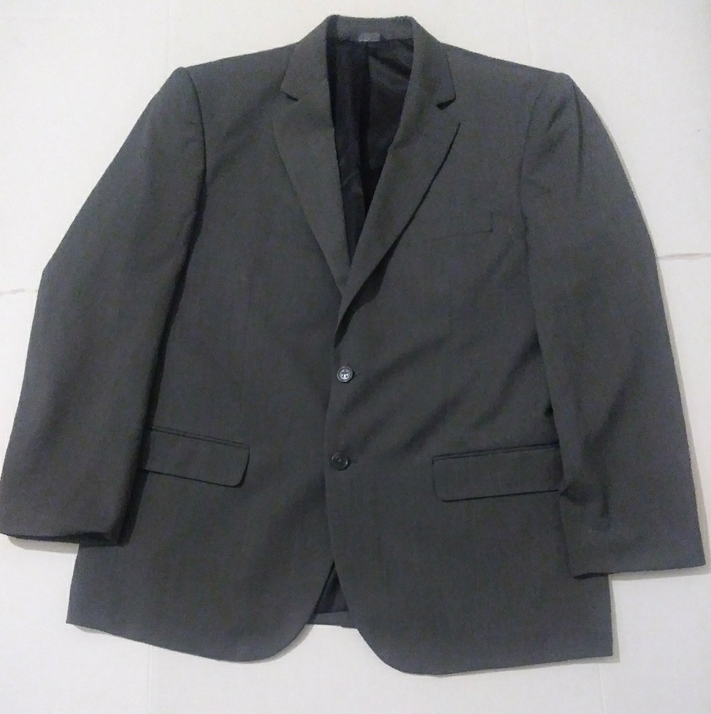 Covington grey Suit size(44 r)
